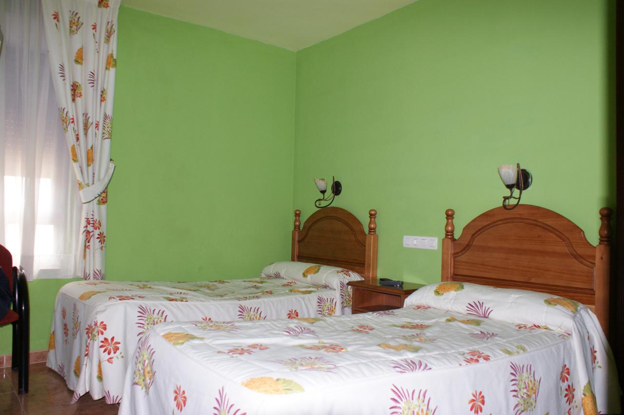 Hostal Carazo Torquemada Εξωτερικό φωτογραφία